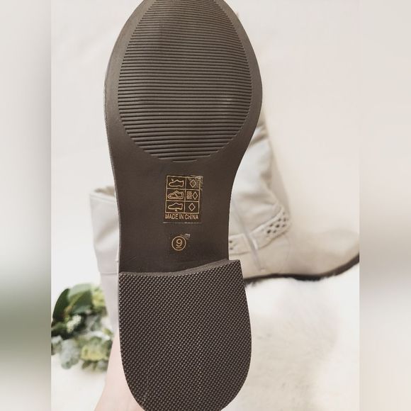 New Journee Collection riding boots Size 9 - Picture 9 of 13